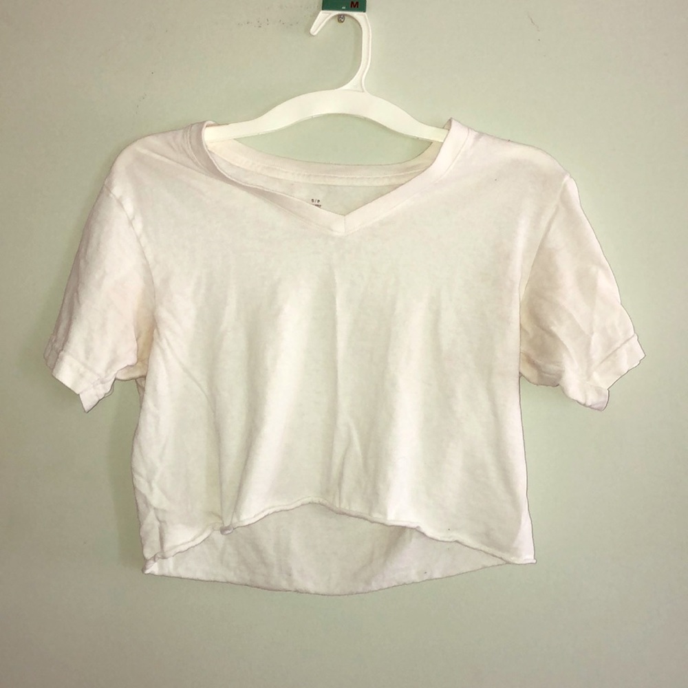 White v-neck crop top